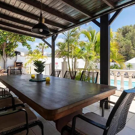 Beautiful And Spacious 4 Bedroom Callao Salvaje