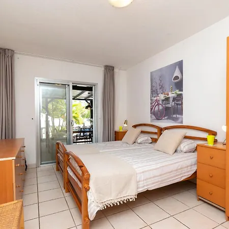 Beautiful And Spacious 4 Bedroom Callao Salvaje